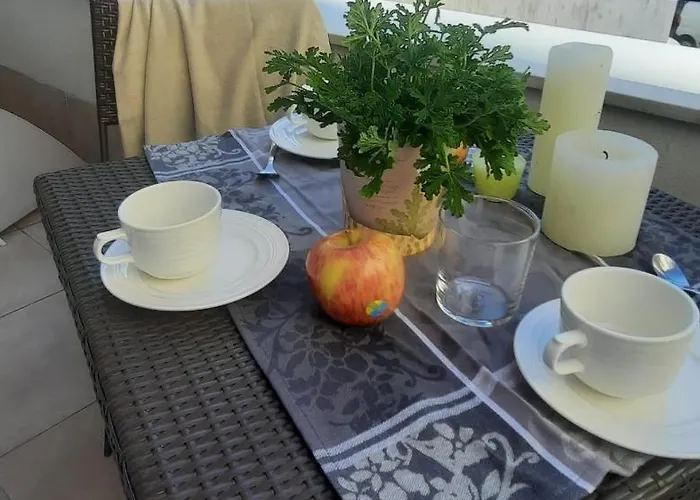 La Casa De La Luz * Santander